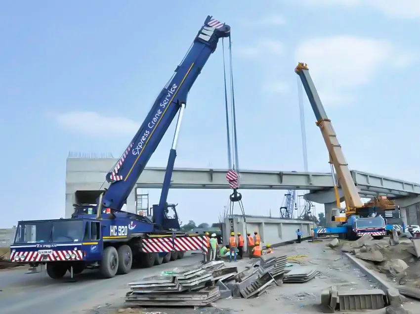 Express Cranes handling heavy lift at Indian metro project site